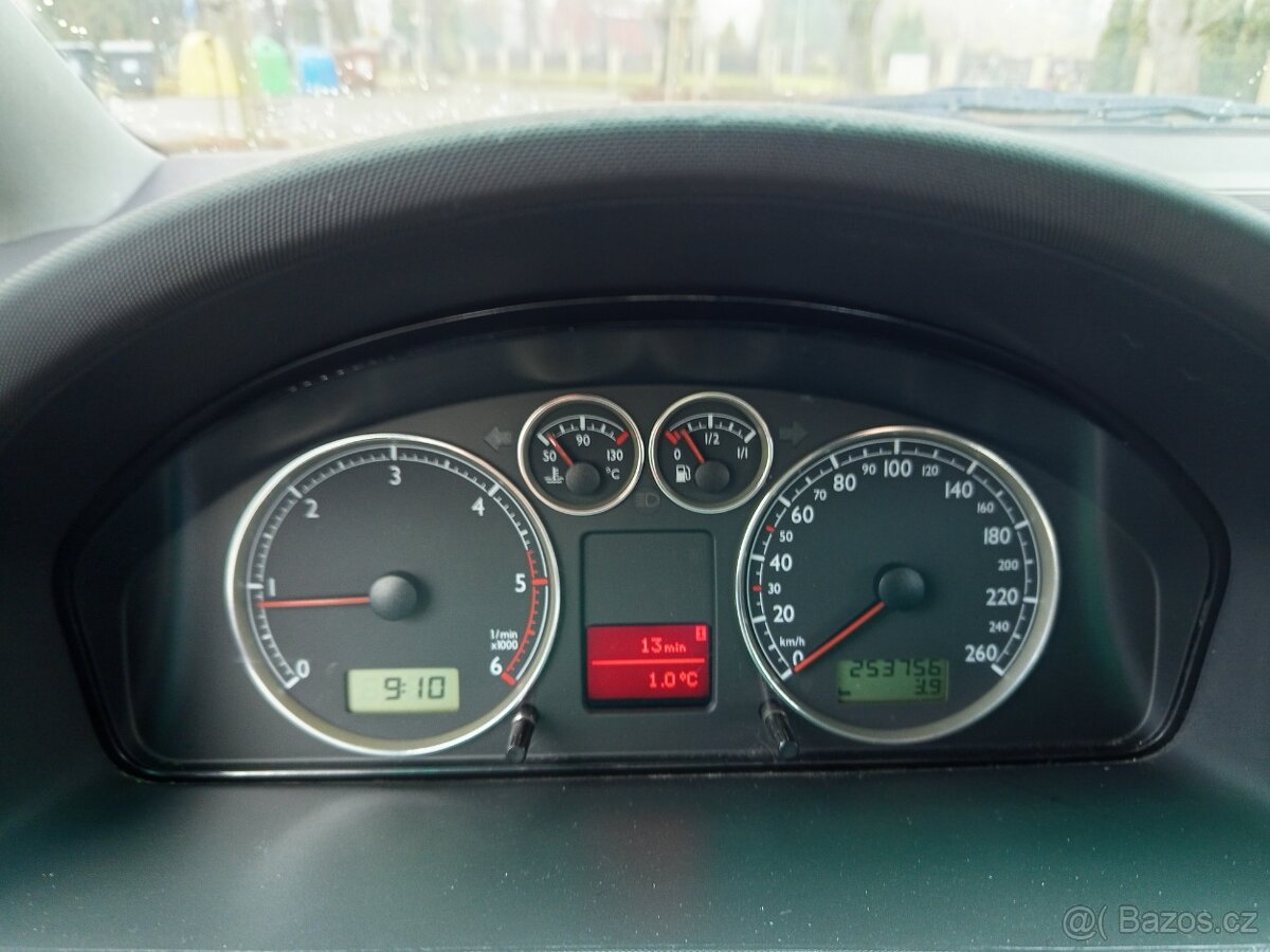 Volkswagen Sharan 1.9 TDi 85kW - 10