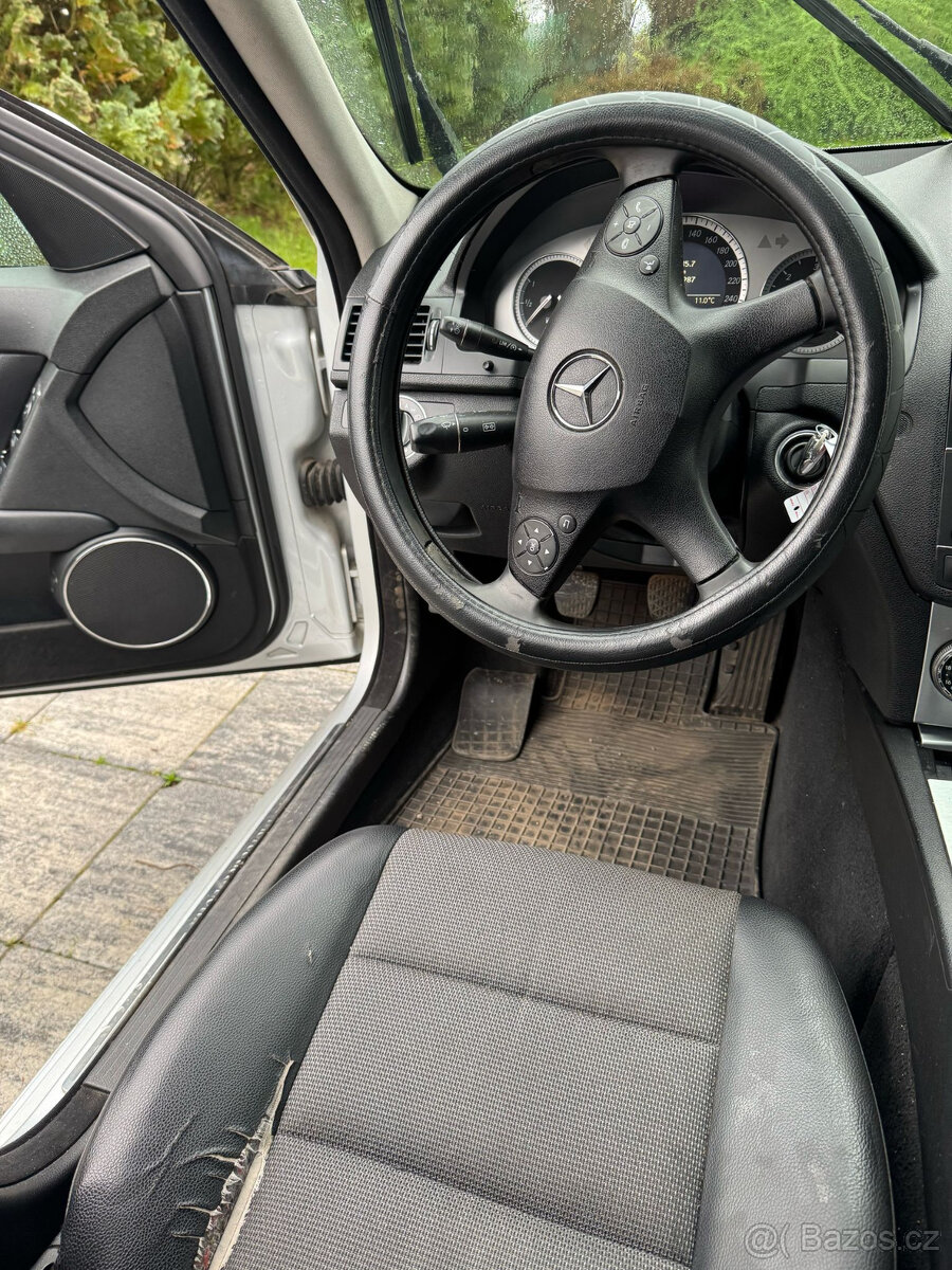 MERCEDES BENZ C 220CDi AVANTGARDE - 10