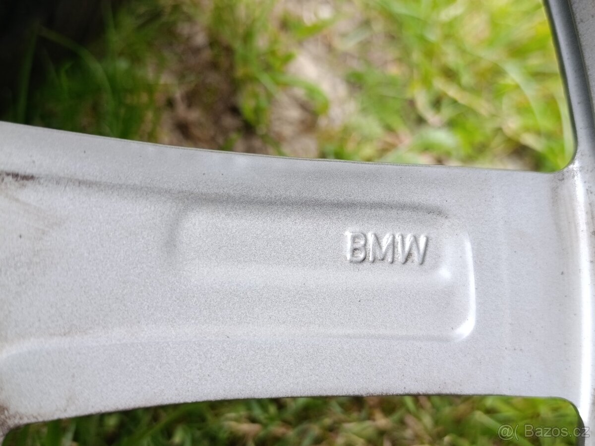 Prodám sadu disků BMW styling 566 M packet - 10