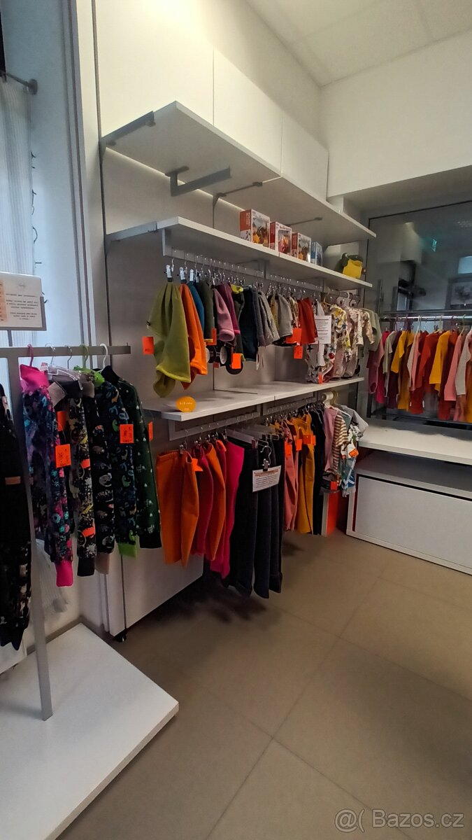 Vybavení prodejny - komplet - 10