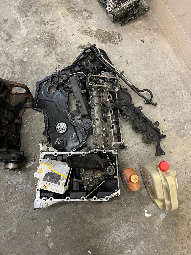 Renault Trafic díly motoru rok výroby 2020 - 10