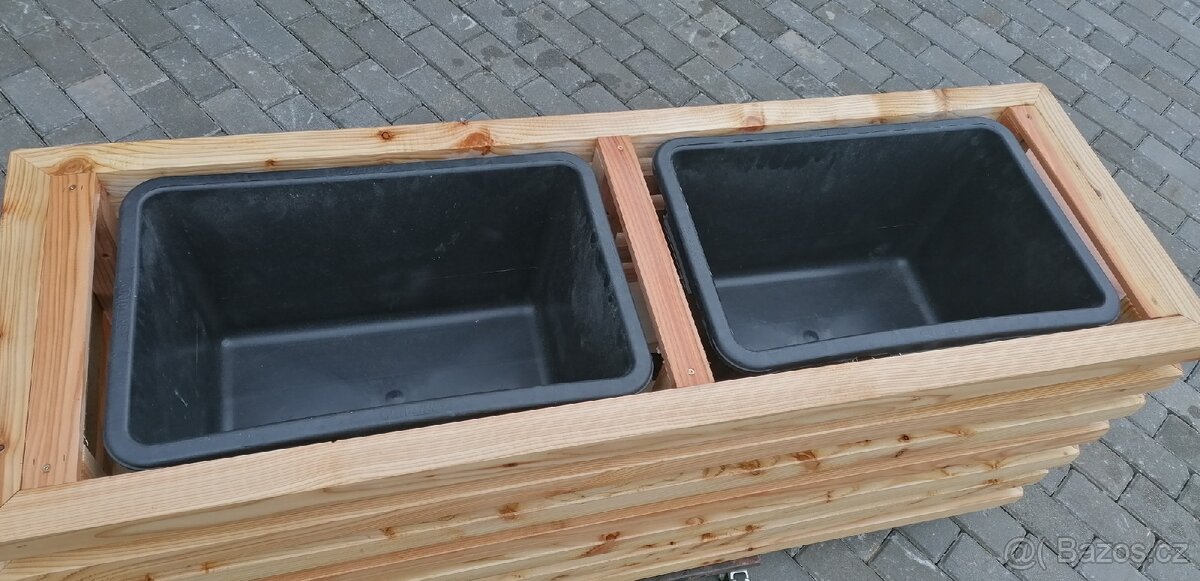 Dekorativní vyvýšené modřínové záhony - 10