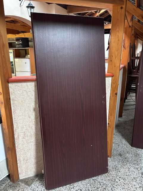 Prodám starší použité dveře - 10