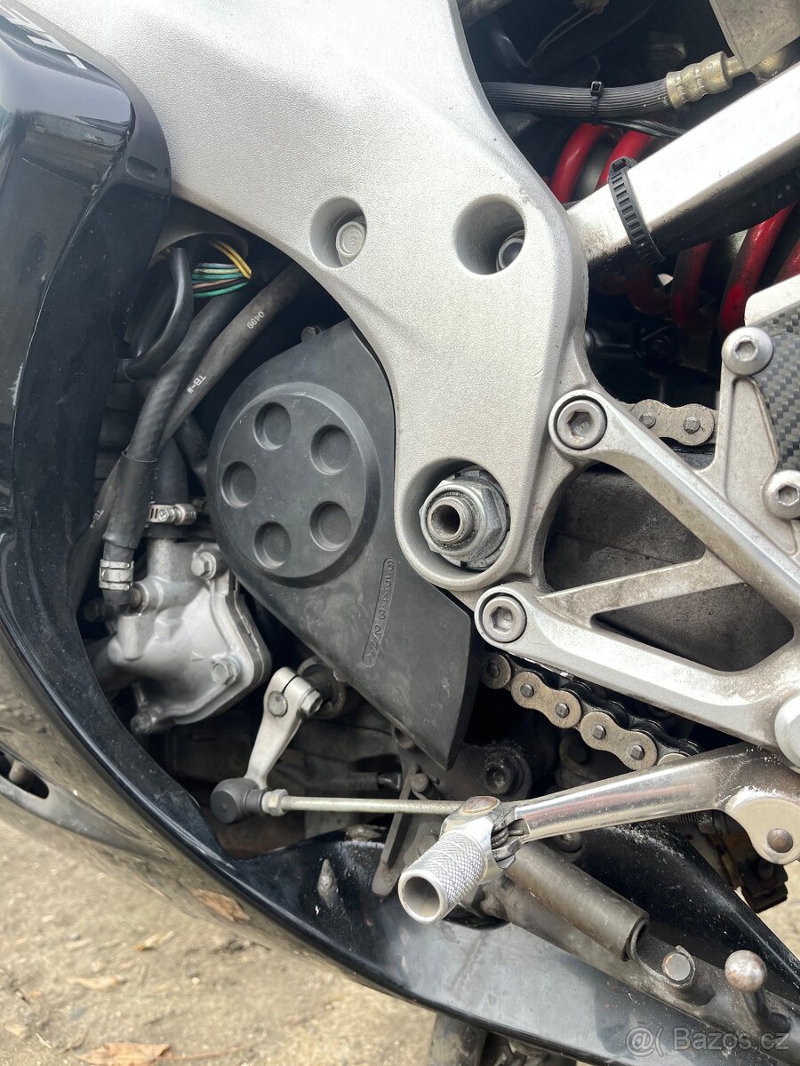 Honda CBR 600f4 - 10