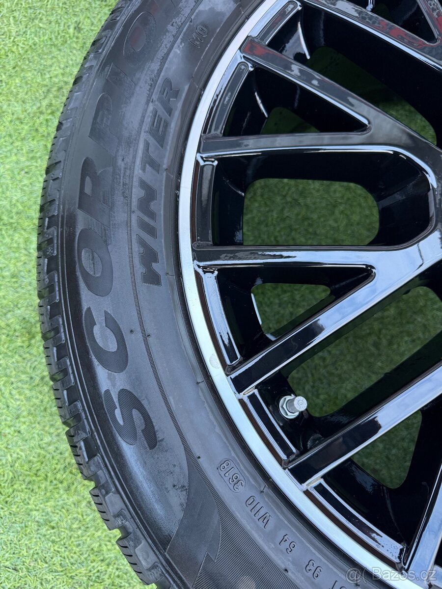 Mercedes Benz GLE - NOVÁ ZIMNí SADA PIRELLI - 10