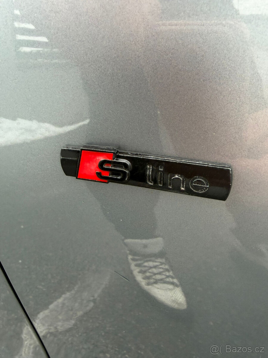 Audi A4 1.8 TSI 2011 Manuál Servis Originální stav - 10