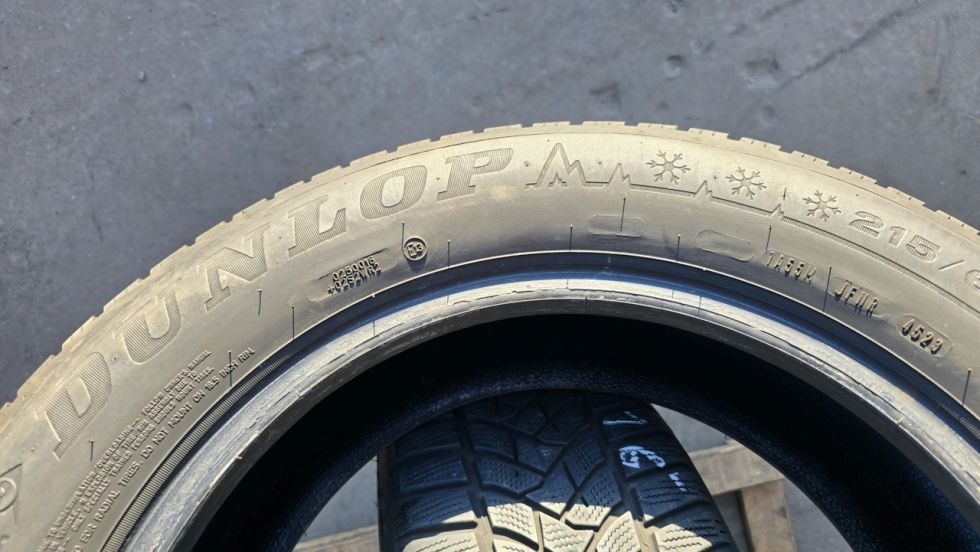 Zimní pneu 215/60/16 Dunlop - 10