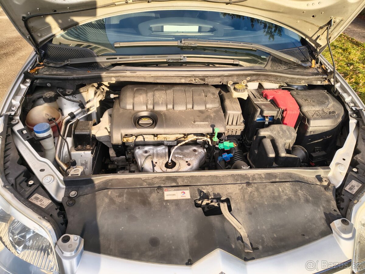 Citroën C4 1.4i 16V (65 kW), ČR, druhý majitel - 10