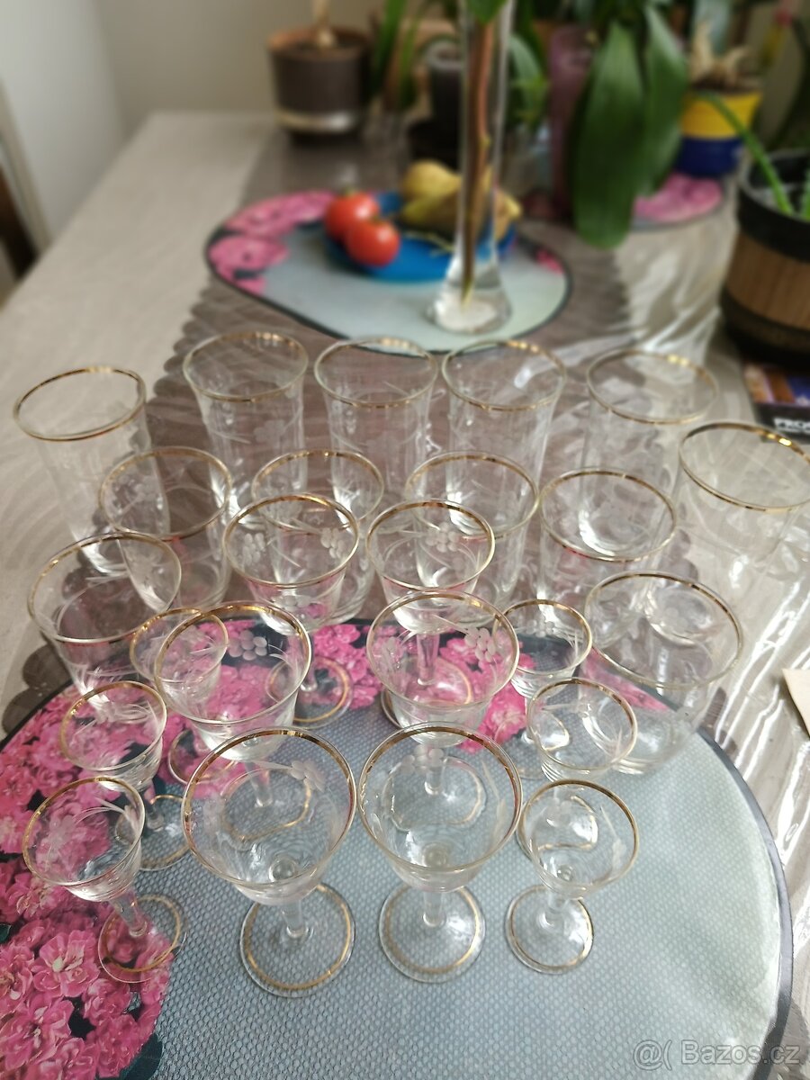 Skleničky - 10
