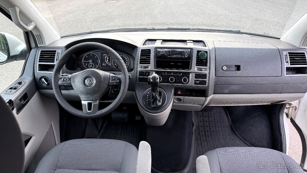 VW Transporter 2.0TDi T5 Long DSG - 10