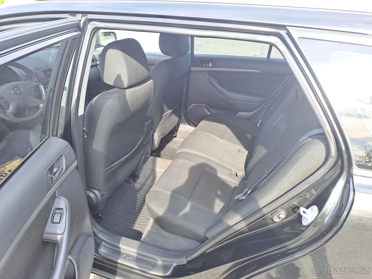 Toyota Avensis 2.0 D4D 93 kw - 10