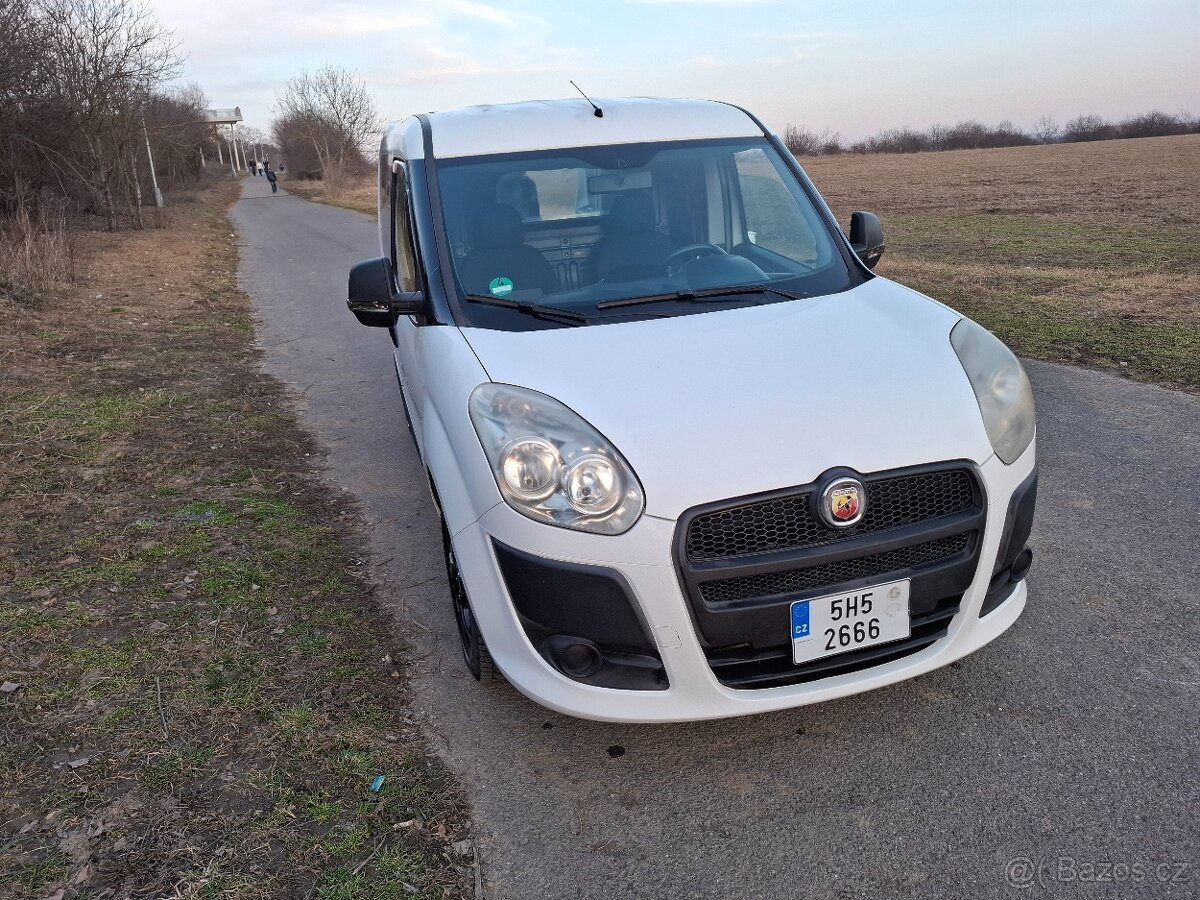 Fiat Dobló 1.3 JTD - 10