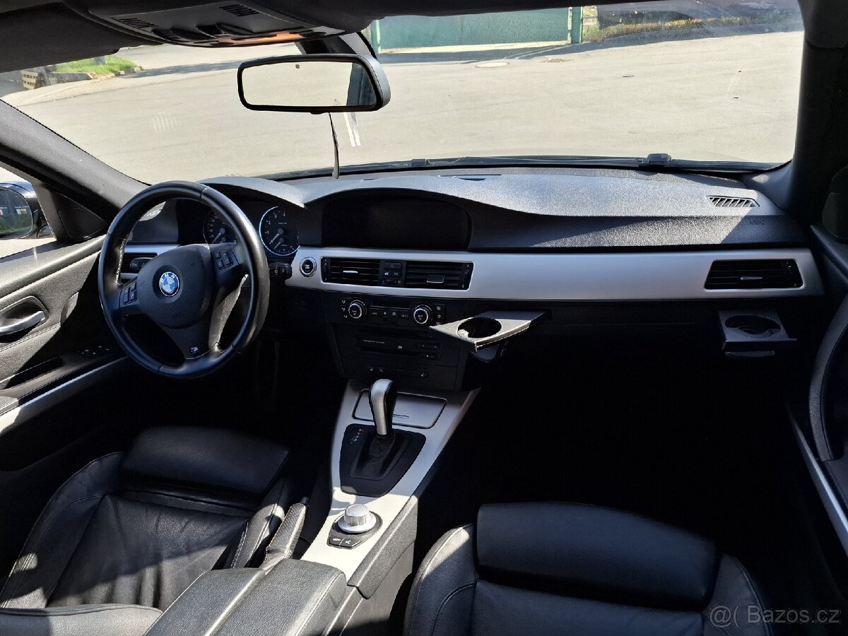 Bmw e90 330iA Mpaket - 10