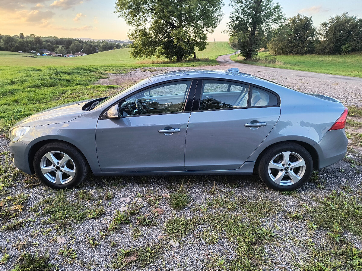 Volvo S60 - 10