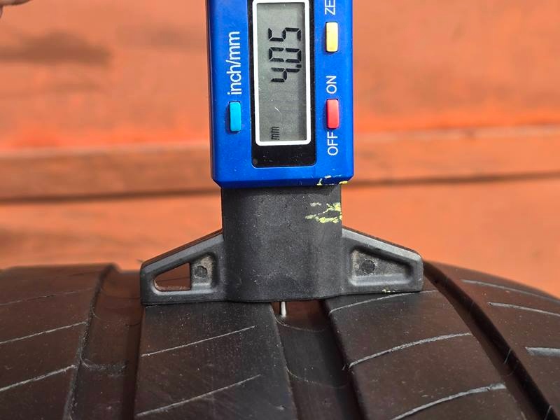Letní Michelin 215/55/16XL - 10