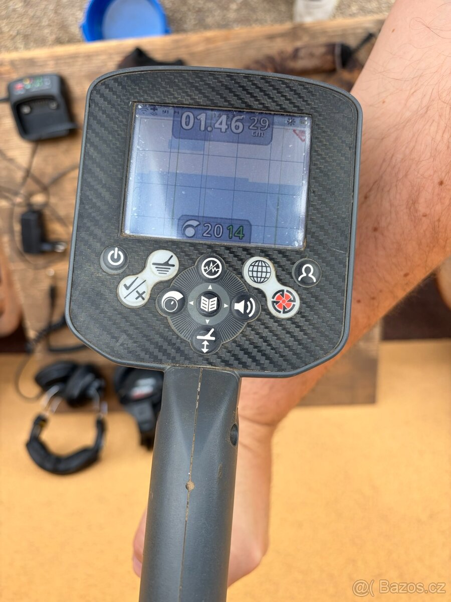 Detektor kovu Minelab CTX3030 + příslušenství - 10