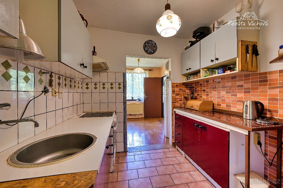 Rodinný dům na polosamotě u Krakovce , 140 m², pozemek 8.335 - 10