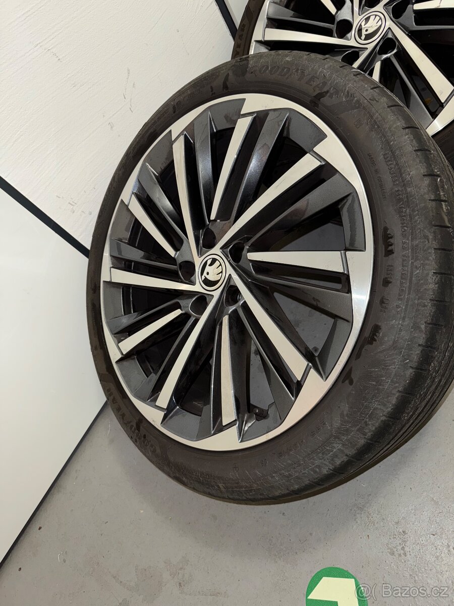 Prodám kompletní sadu letních kol pro Škoda superb - 10