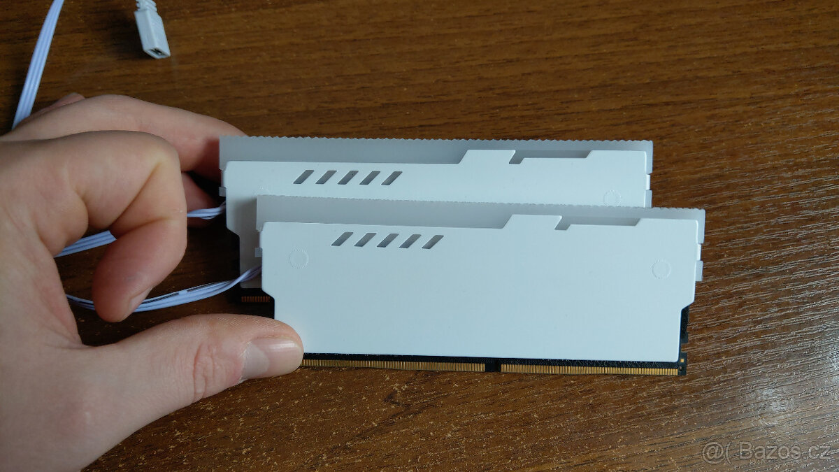 G.SKILL Aegis DDR4 3200Mhz 2x8GB 16GB KIT RGB White - 10