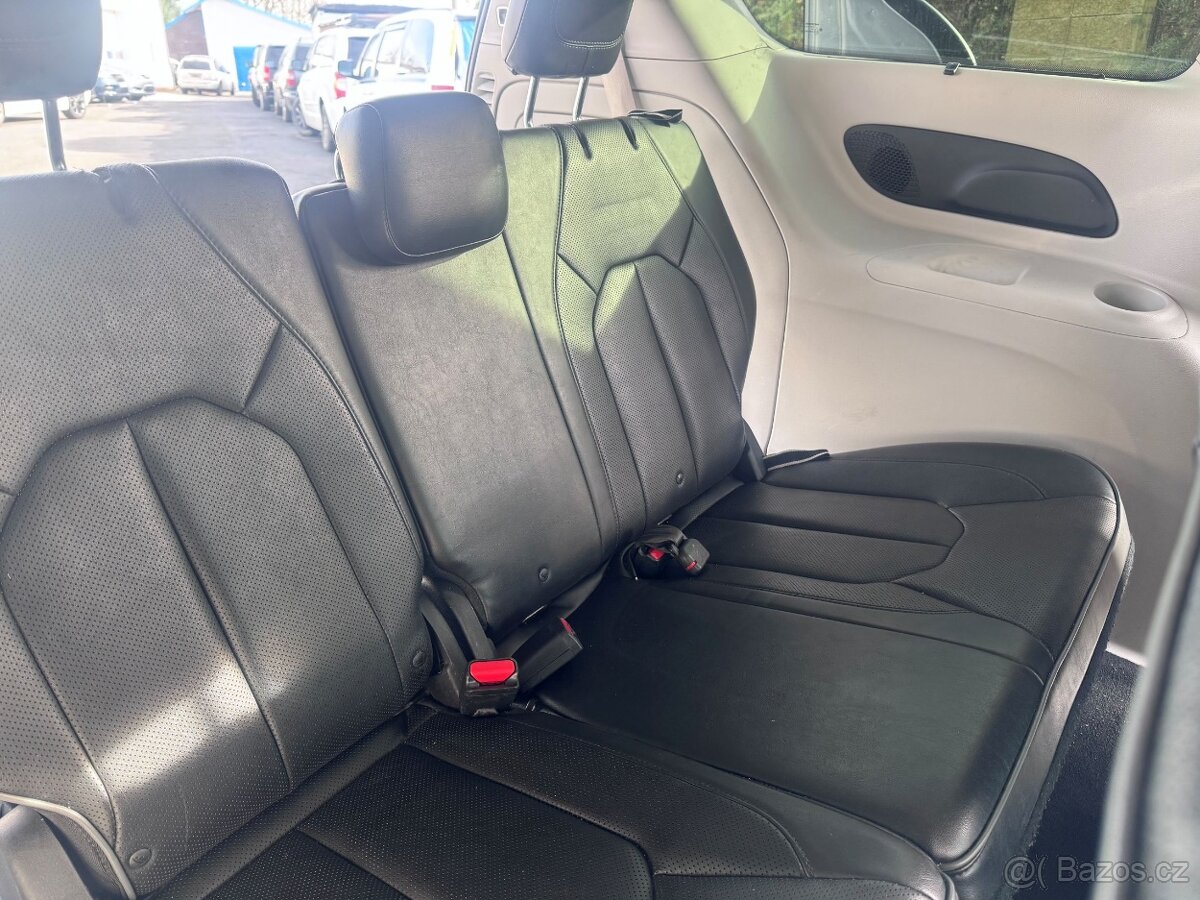 Chrysler Pacifica 3,6 Hybrid Radar Limited DVD 2019 DPH - 10