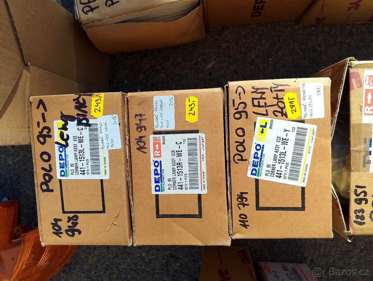 Různé díly kryty blinkrů světel - 10