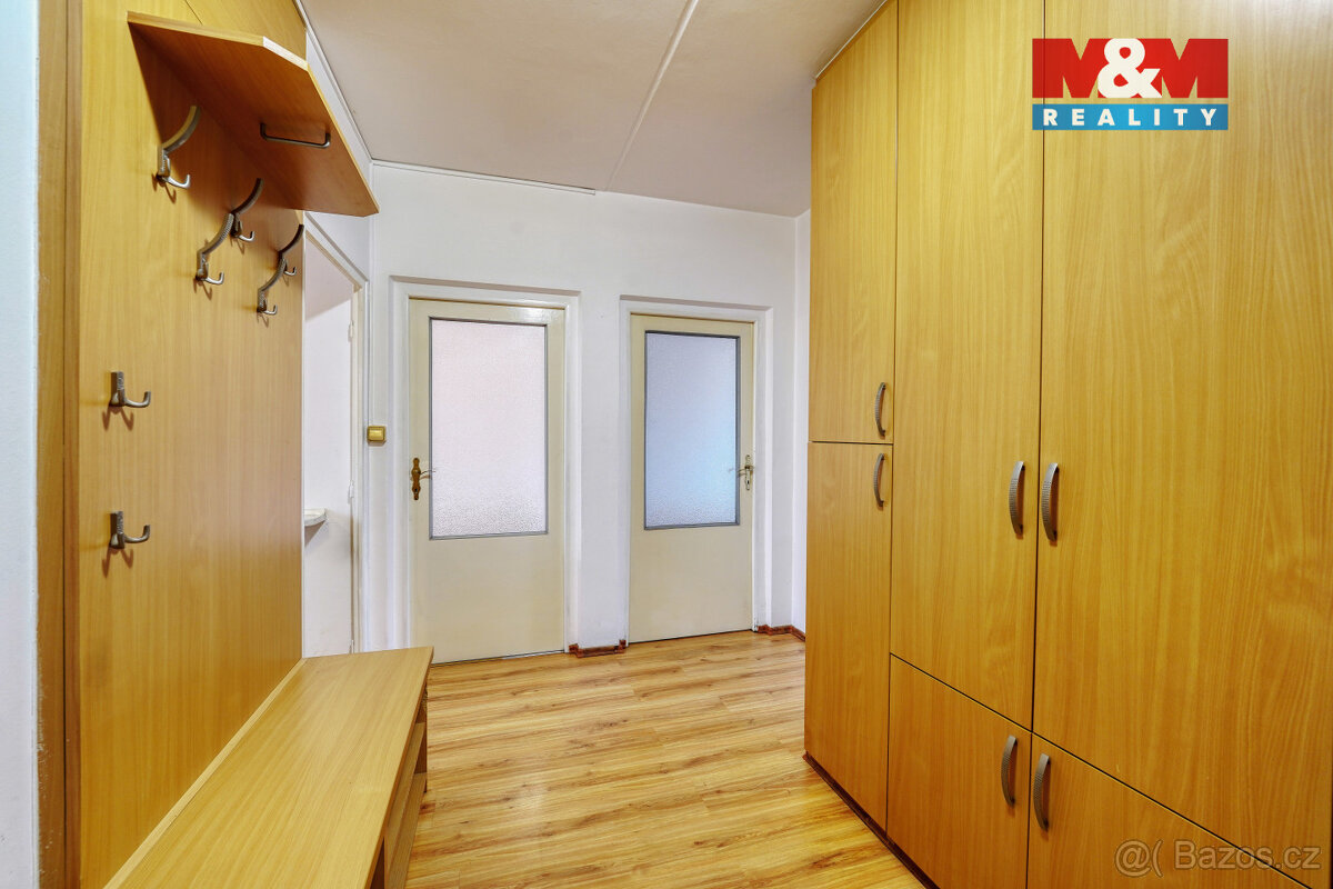 Prodej bytu 3+1, 84 m², Karlovy Vary, ul. Sibiřská - 10