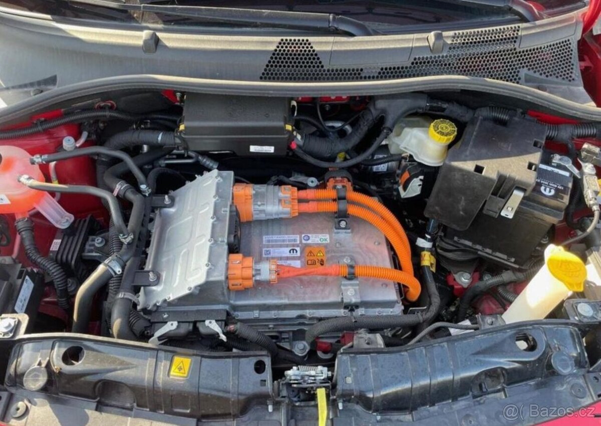 Fiat 500E KABRIO elektro automat 87 kw - 10