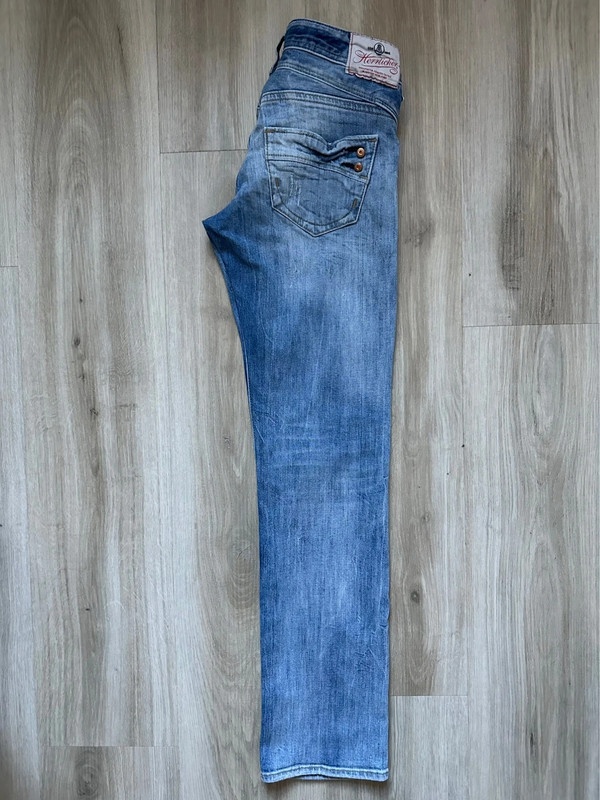 Herrlicher dziny, 27/30 - 10