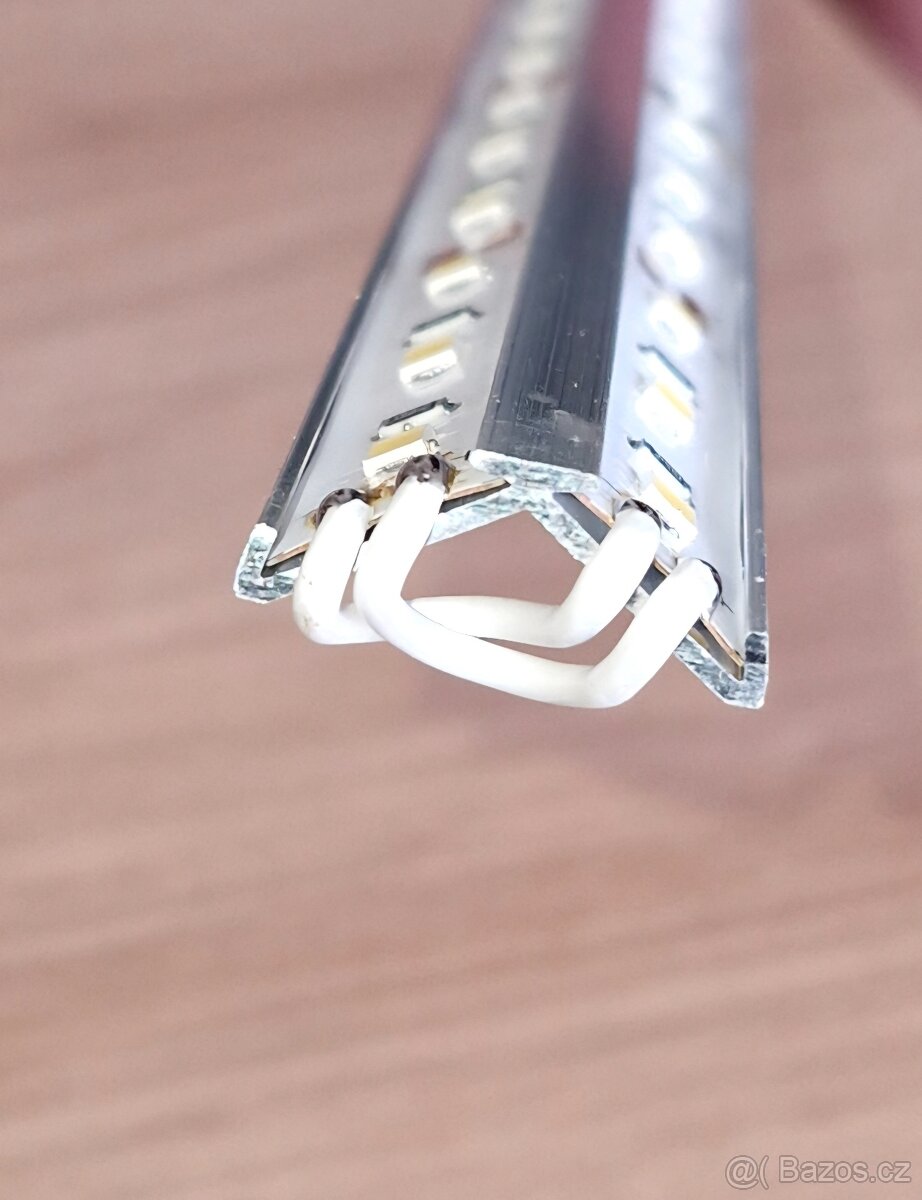Led pásek 130 cm - 10