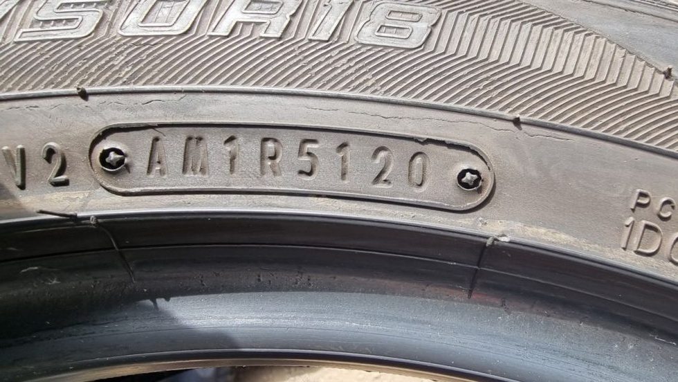 Letní pneu 215/50/18 Falken - 10