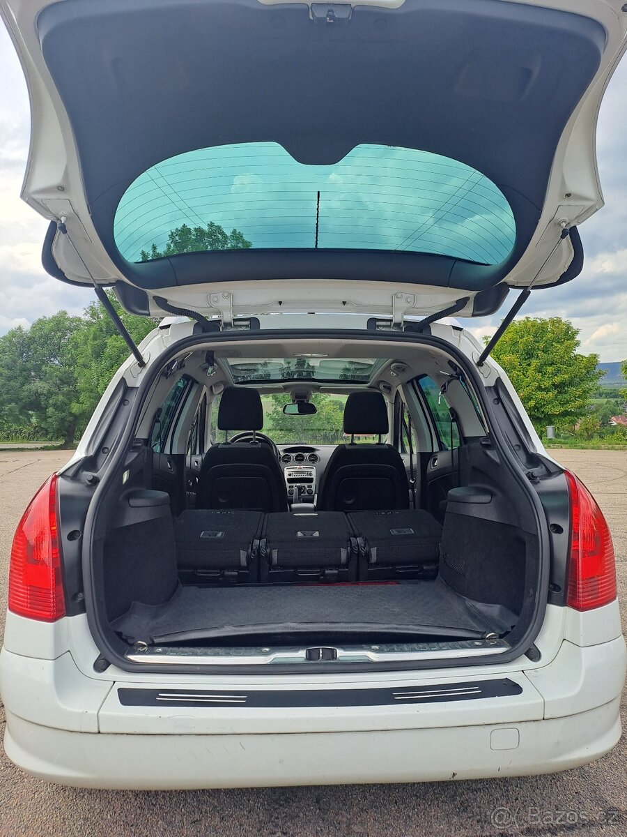 Peugeot 308 SW , rok 2011, 1.6 benzin - 10