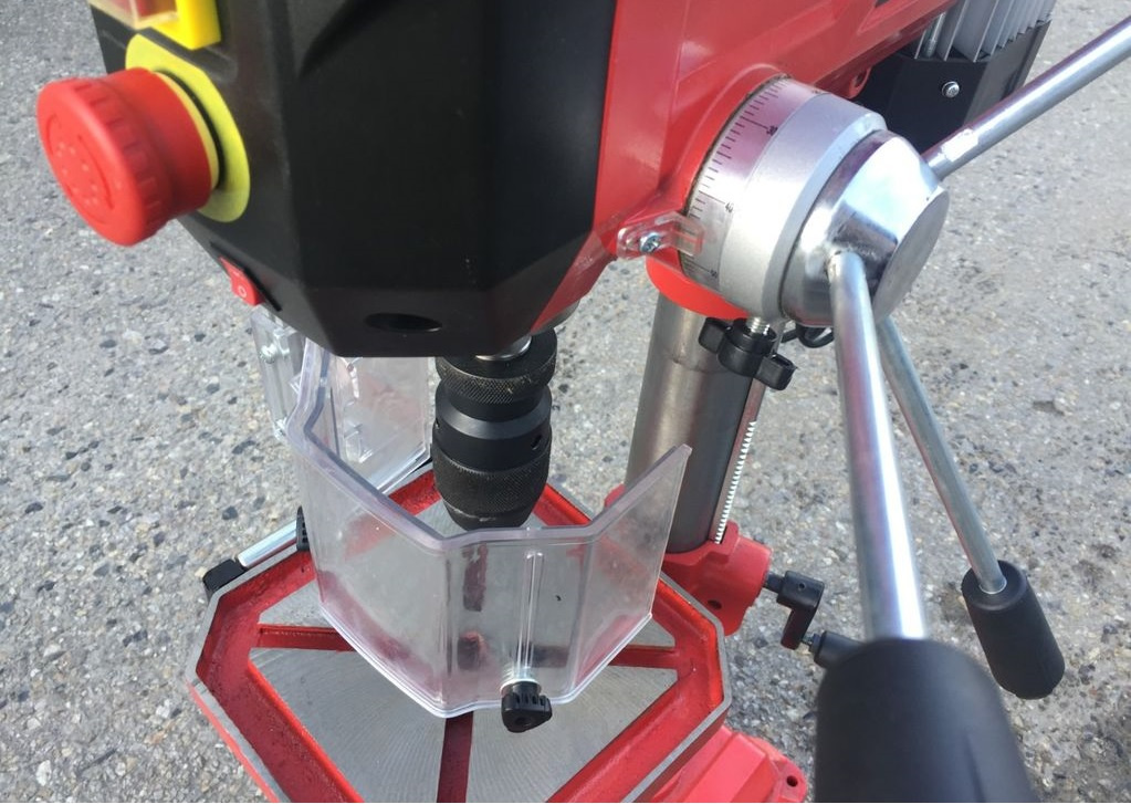 Stojanová, sloupová vrtačka s variátorem TE-BD 750 - 10