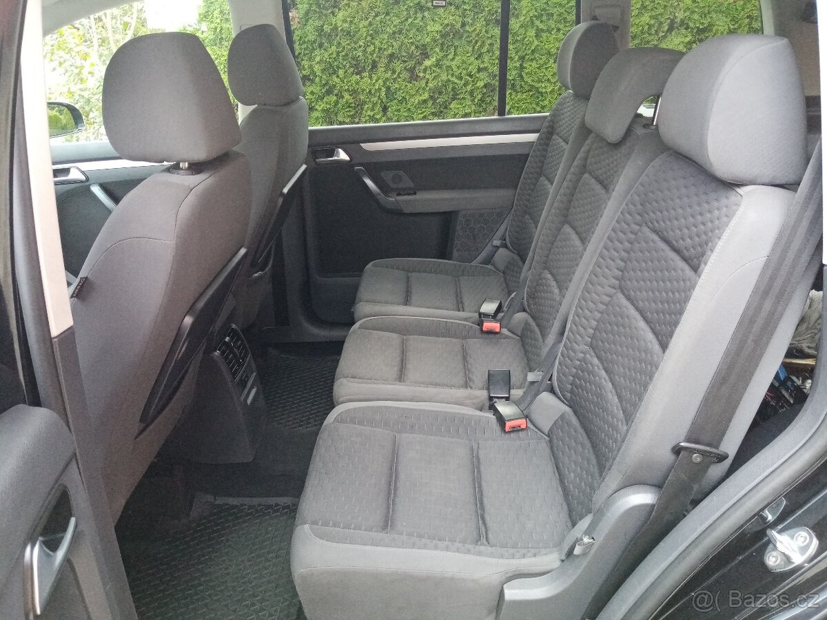 Volkswagen Touran 1.9Tdi - 10