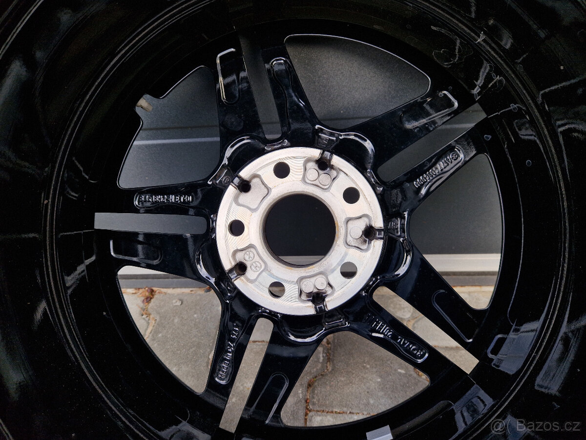 5x112 r18 kola mercedes a cla disky amg A CLA 18 alu 235 40 - 10