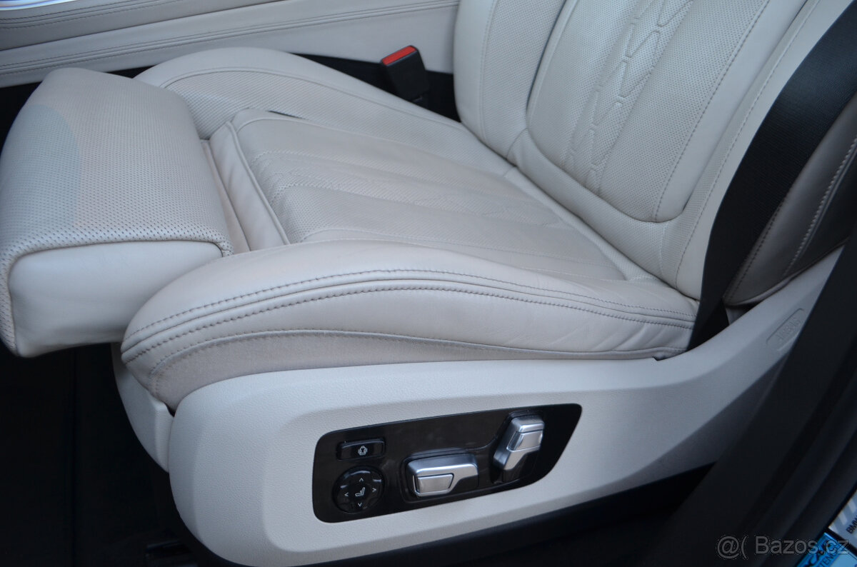 PRODÁM BMW X5 3.0D MAXIMÁLNÍ MOŽNÁ VÝBAVA ČR TOP - 10