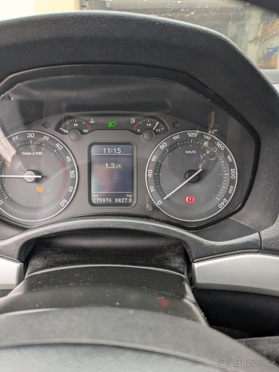 Škoda Octavia combi, šedá metal - 10