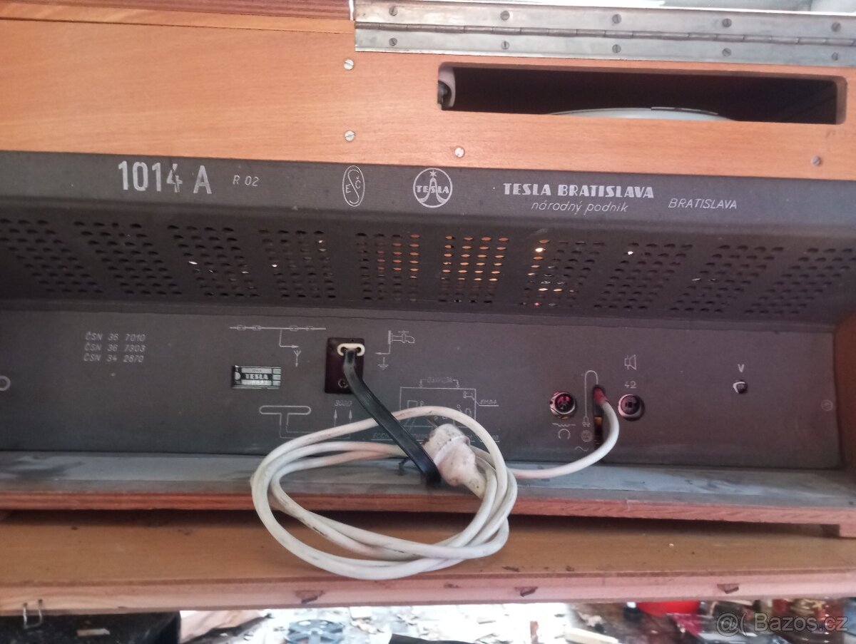 Retro rádio Zn. Fuga - 10