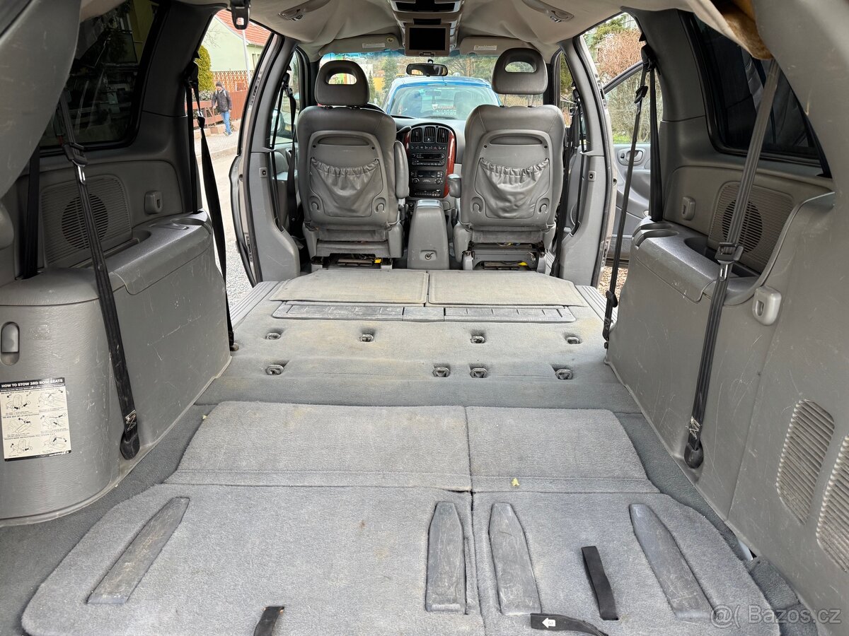 Chrysler Grand Voyager - 10