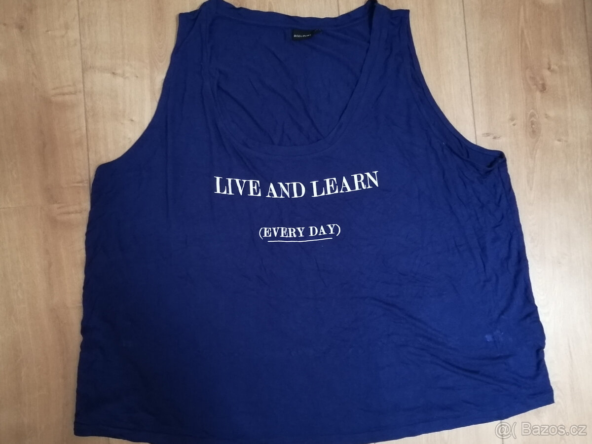 Trička, velikost 48/50 - 10