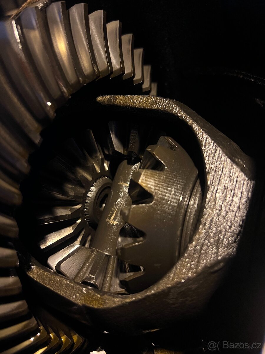 BMW 3er E46 330i diferenciál poměr 2,93 manuál - 10