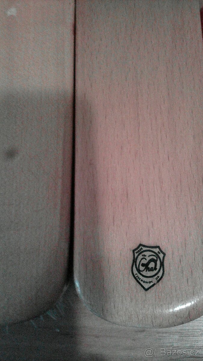 Retro: kolíčky na prádlo, prádel. šňůry, kroužky, žabky aj. - 10