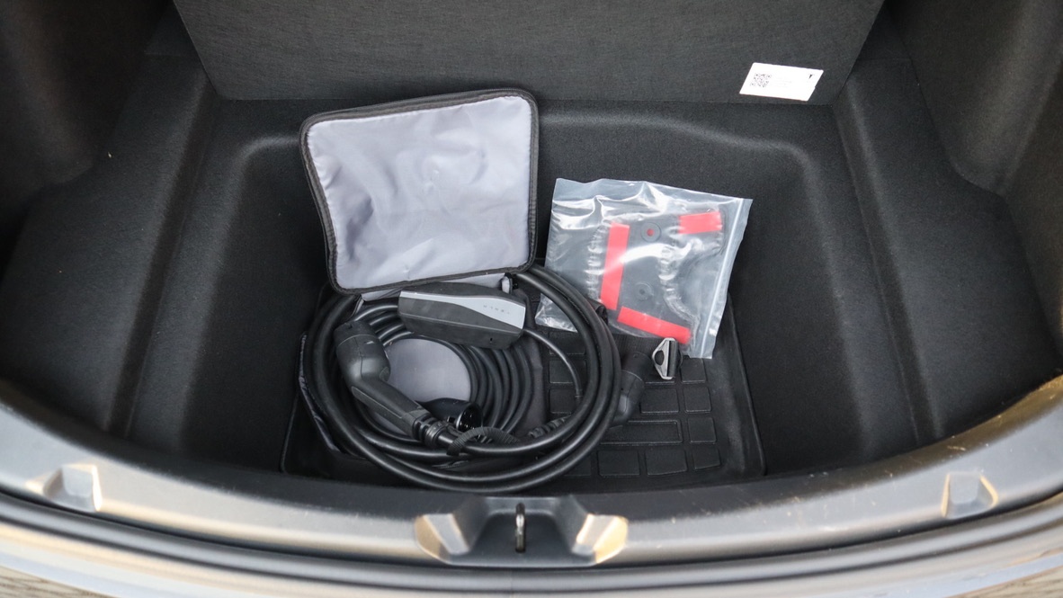 Tesla Model 3, 2021 Long Range AWD – 82 kWh - 10