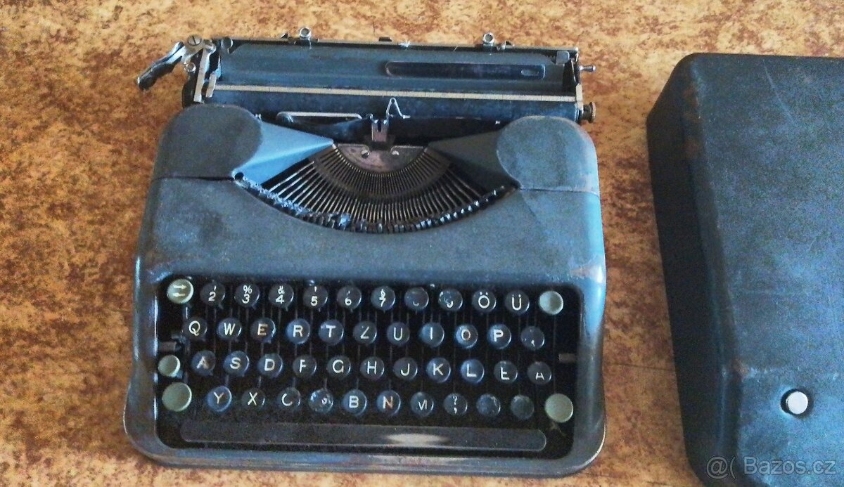 Prodám švýcarský starožitní psací stroj Hermes Baby - 10
