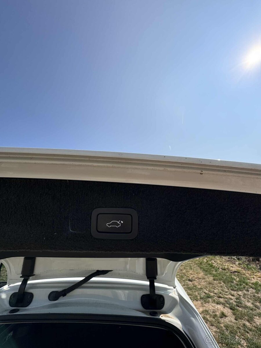 PRODÁM VOLVO XC70 - 10