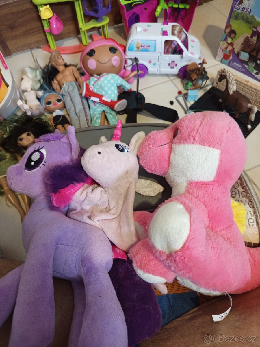 Holčičí hračky - 10