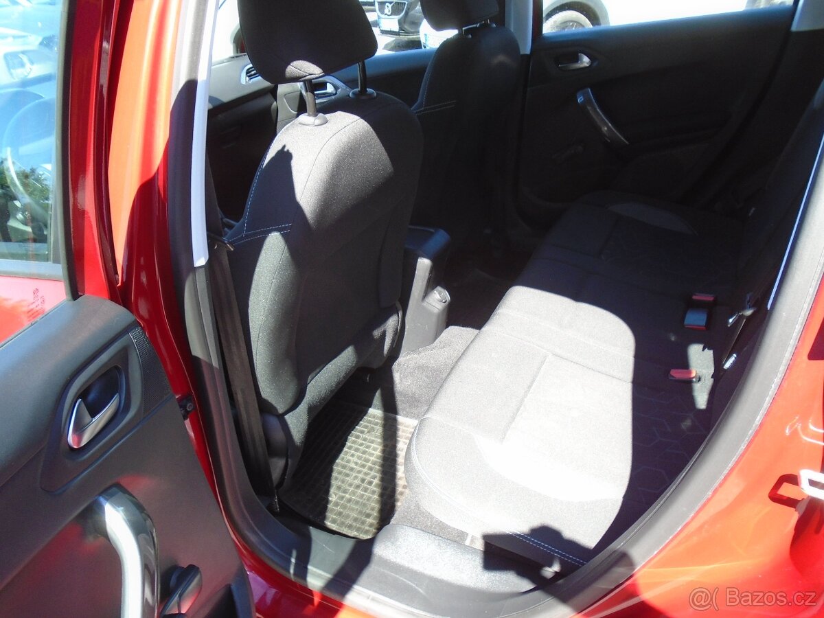 Peugeot 2008 1.2 Pure Tech ČR 2.maj. 68tis.km - 10
