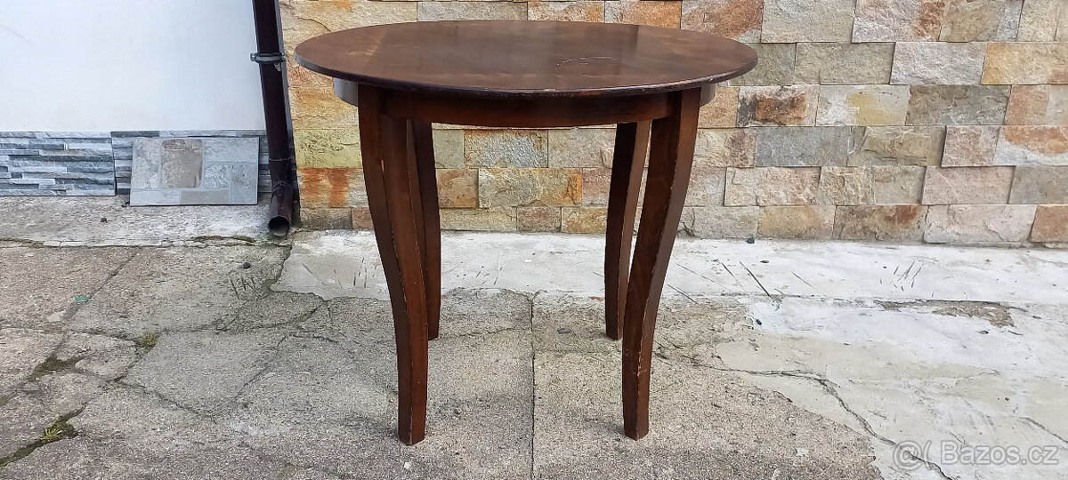 RETRO Menší kulatý stůl - 10