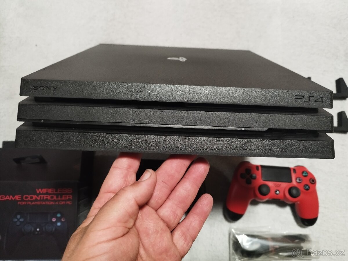 Playstation 4 Pro 1TB - 10