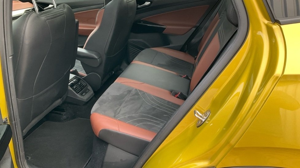 Volkswagen ID.4 82kw Pro Performance DPH+tazne+pano+matrix - 10