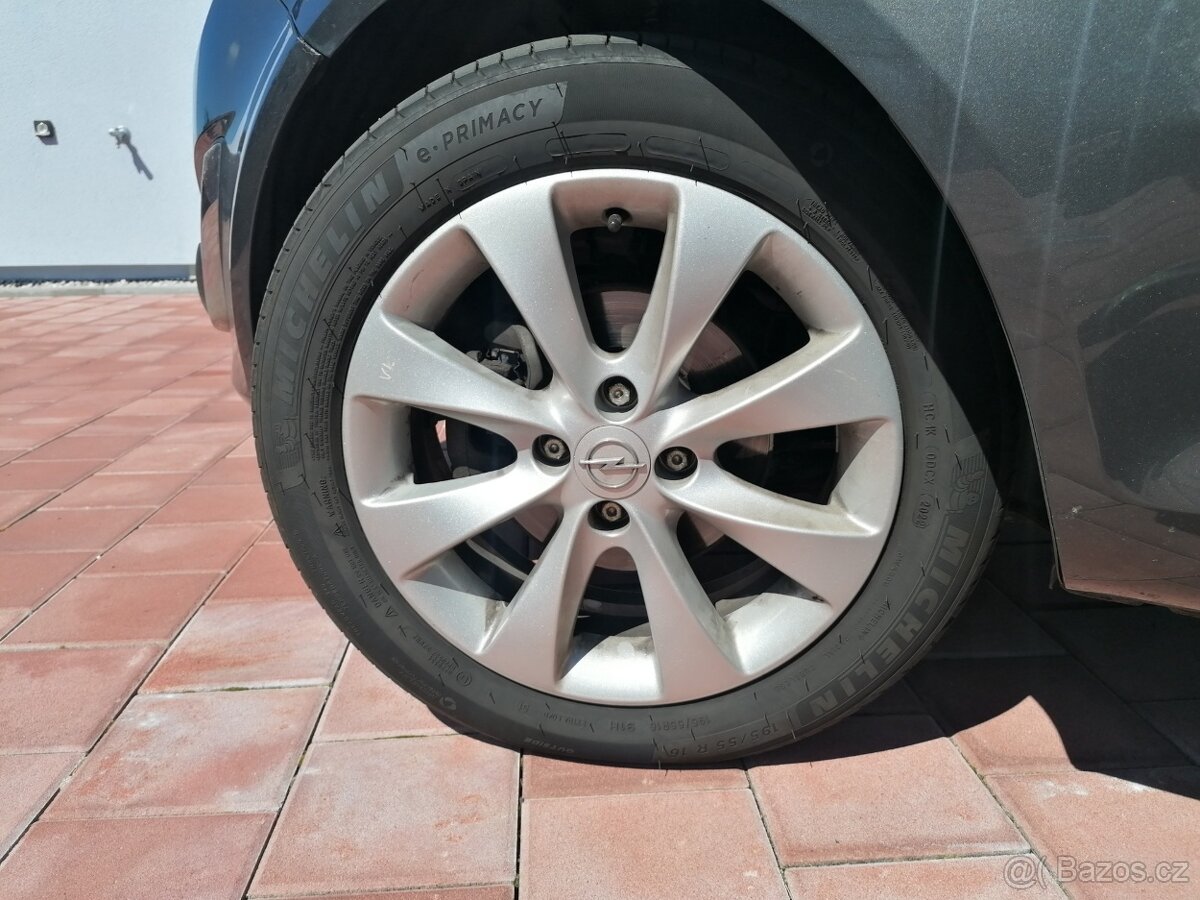 Opel Corsa D 1.2 63kW 2011 198tkm - 10